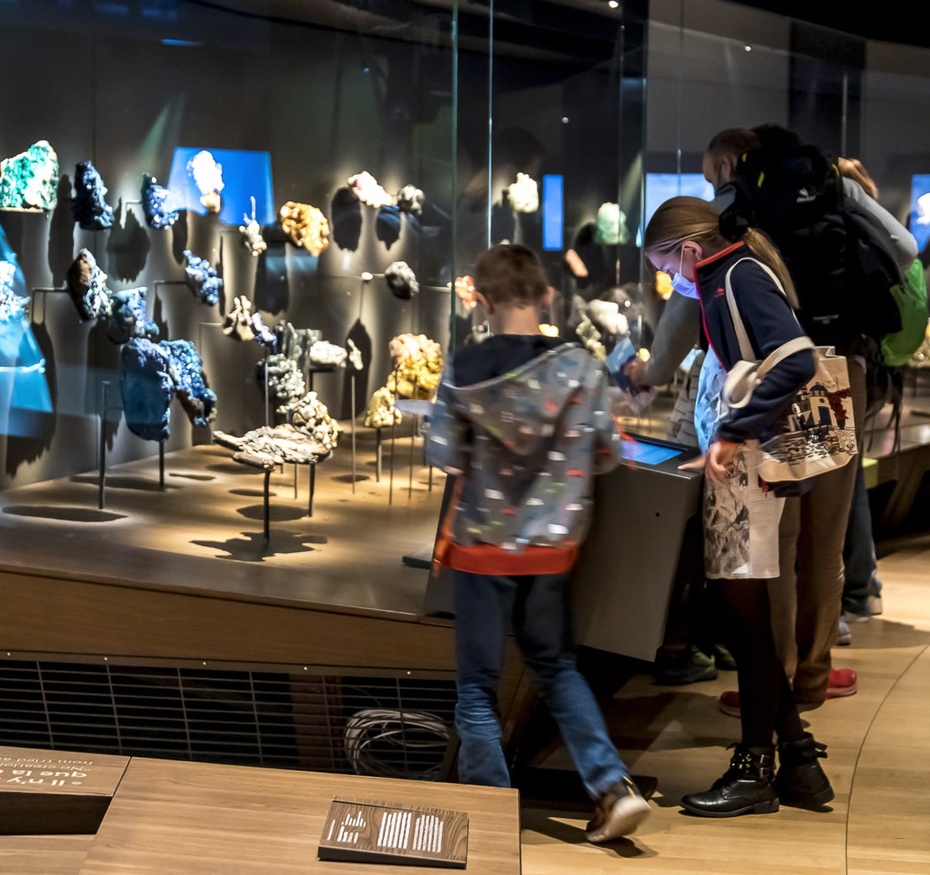 Exposition Sociétés, le théâtre des Hommes